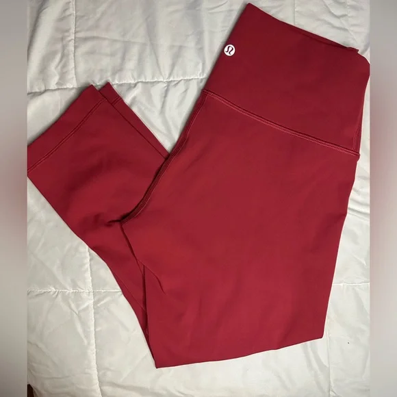 *sold* 🌟HP🎉 Lululemon Wunder Under Crop (Hi-Rise) 21" in Vintage Rose - Picture 5 of 8